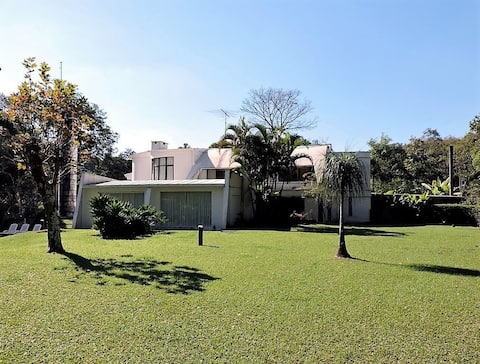Deslumbrante Casa Cinematográfica