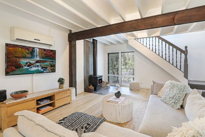 Coastal Escape Specialists managed Airbnb listing 3
