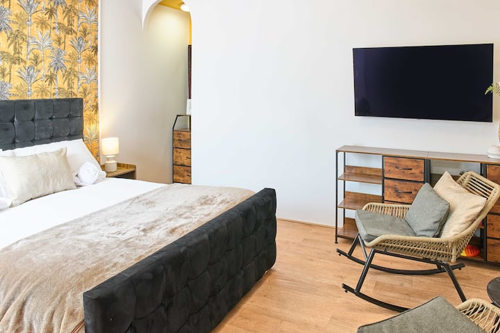 Host & Stay | Urban Nest - Manchester