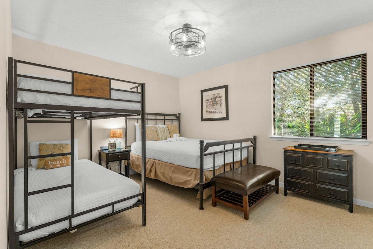 2. spavaća soba sa standardnim krevetom i krevetom na kat