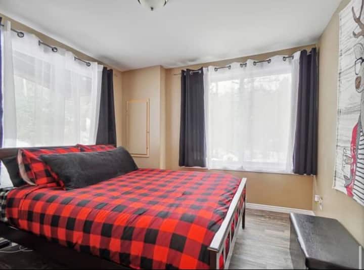 Dhoma e gjumit 1 - Krevati dopio "queen"