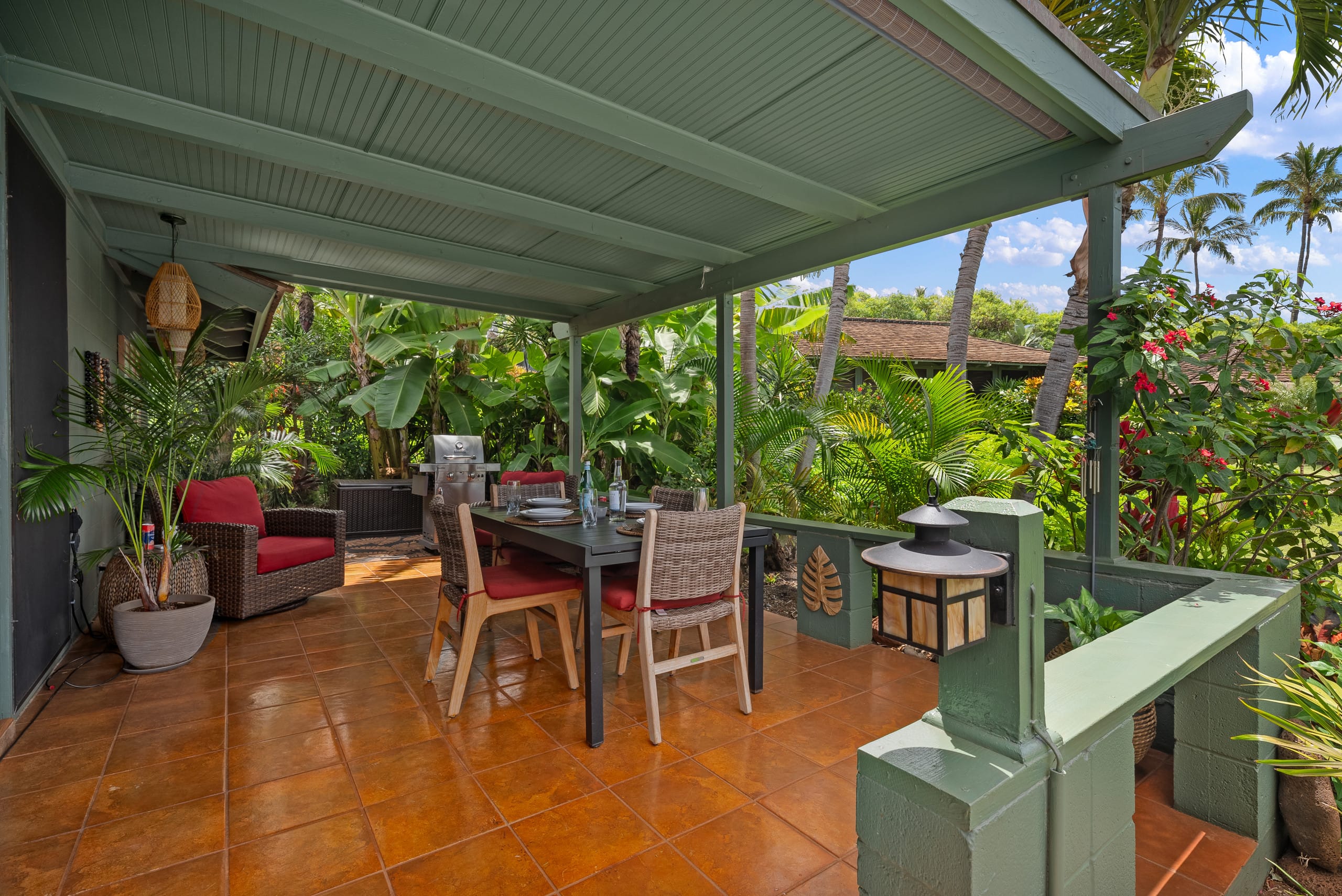 Condo in Lahaina · ★4.75 · 3 bedrooms · 2 beds · 2 baths - Image 9