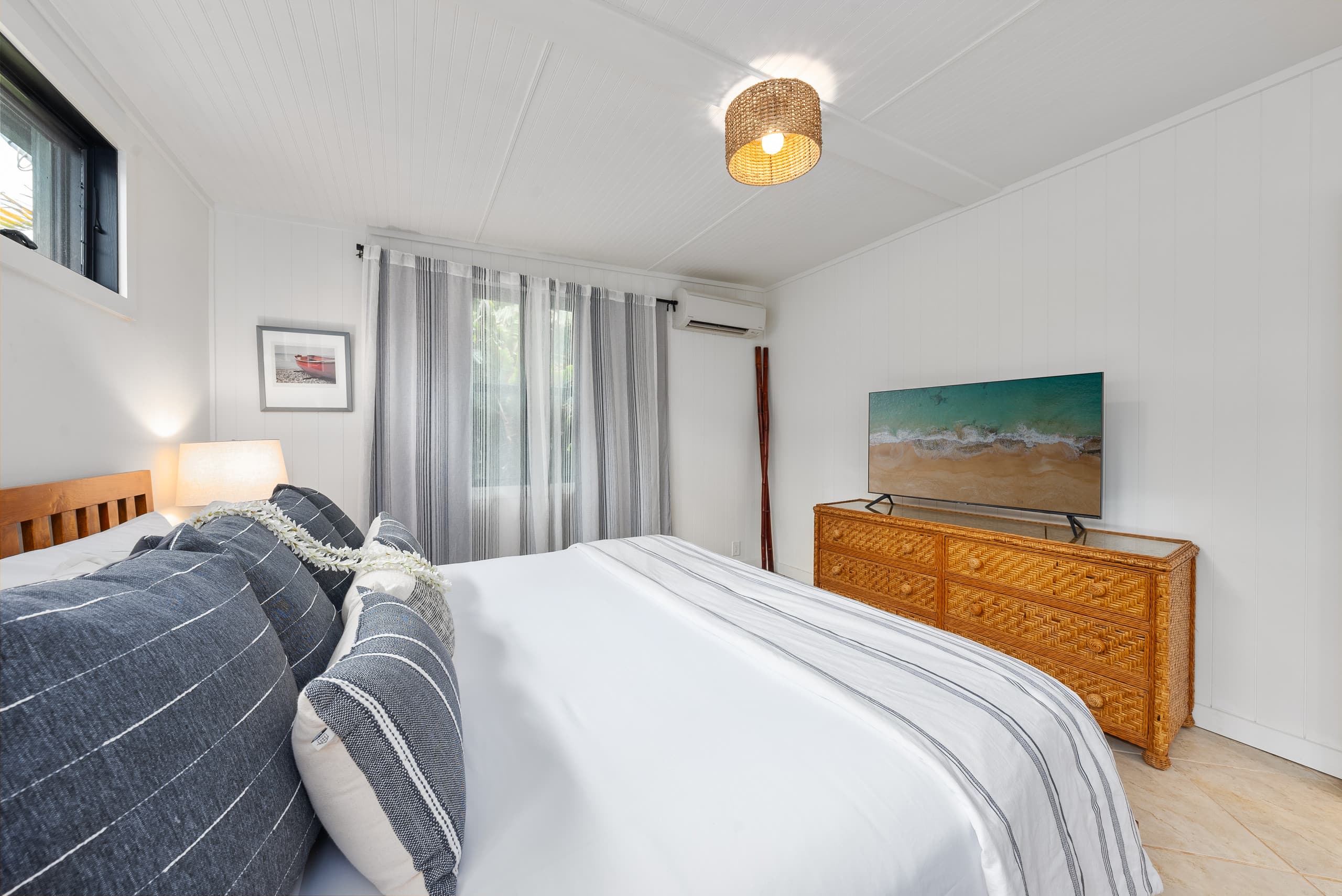 Condo in Lahaina · ★4.75 · 3 bedrooms · 2 beds · 2 baths - Image 33