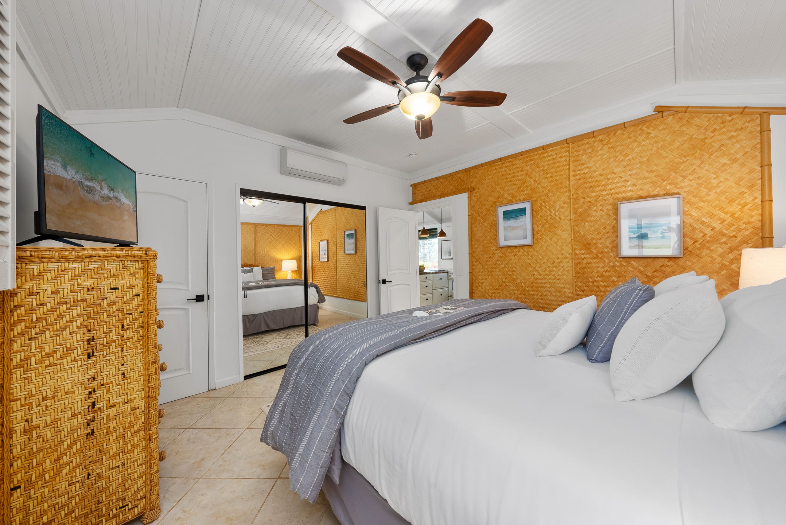 Condo in Lahaina · ★4.75 · 3 bedrooms · 2 beds · 2 baths - Image 25