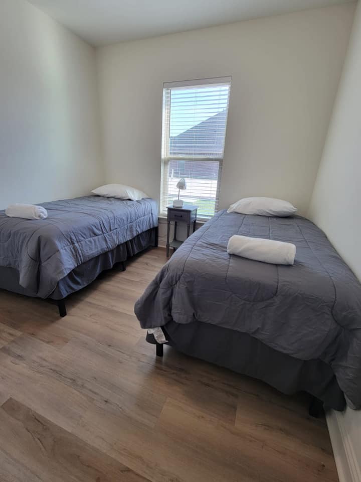 Bedroom # 4 - 2 single beds