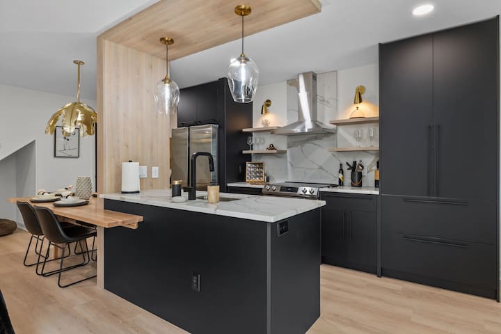 Sea Mountain Vacations managed Airbnb listing 1
