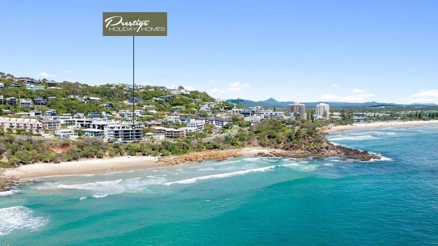 Fabulous Beachfront Penthouse at First Bay Coolum gallery image 2