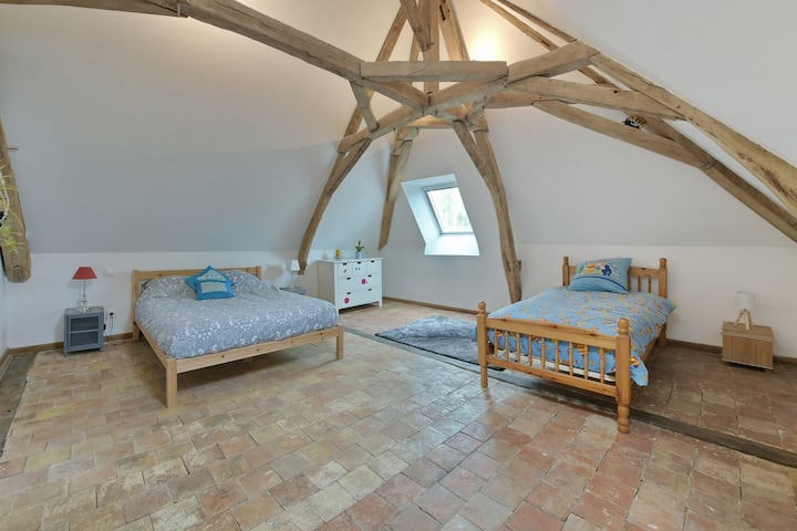 საძინებელი 1