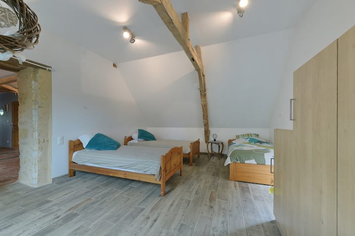 საძინებელი 2