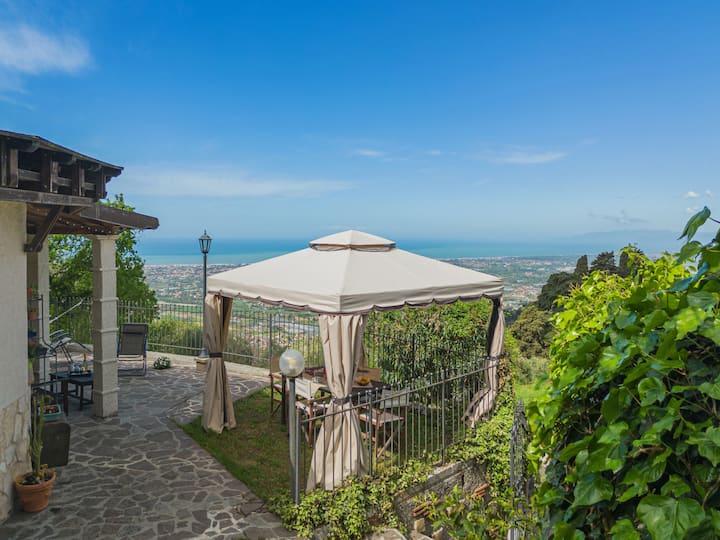 Casa Oasi Con Vista By Interhome - Versilia