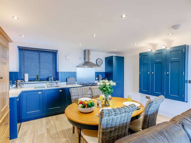 2 Bed in Mellor (83789) gallery image 5