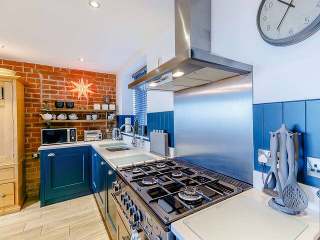 2 Bed in Mellor (83789) gallery image 3