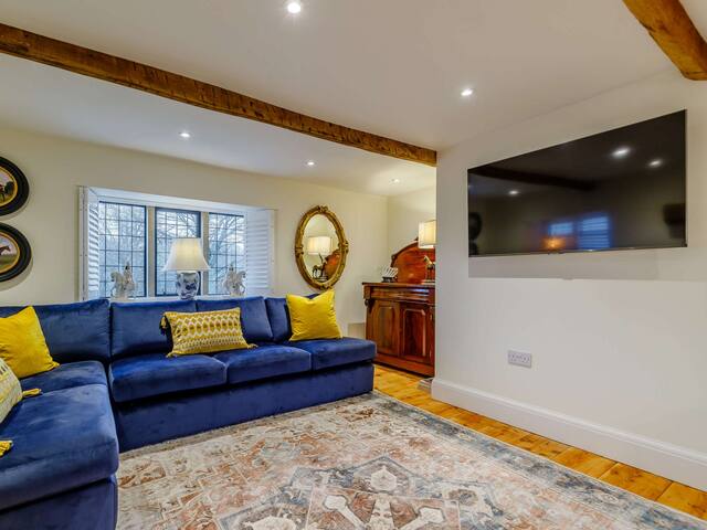 3 Bed in Mellor (83790) gallery image 5