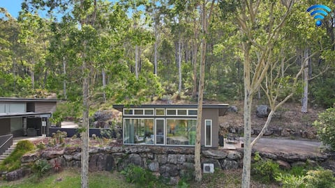 Saltwater Creek - The Birds Nest - secluded