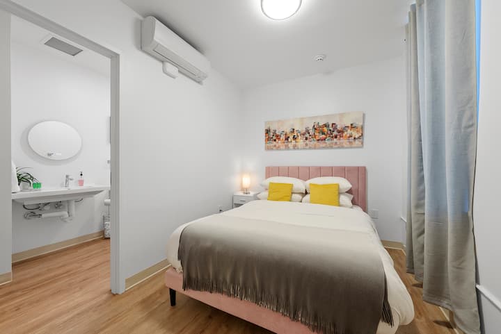 105 Modern Apartment near Grant Medical Center - Condominiums for