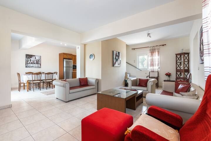 White Pearl gallery image 5