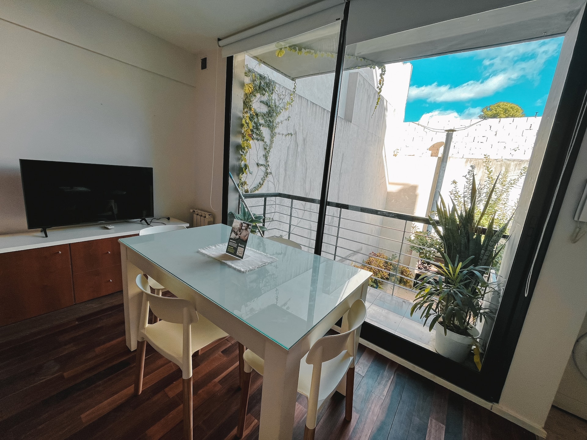 Kitnet com varanda em Palermo