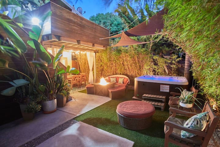 Family-Friendly Seaside Oasis! 2 min walk to waves