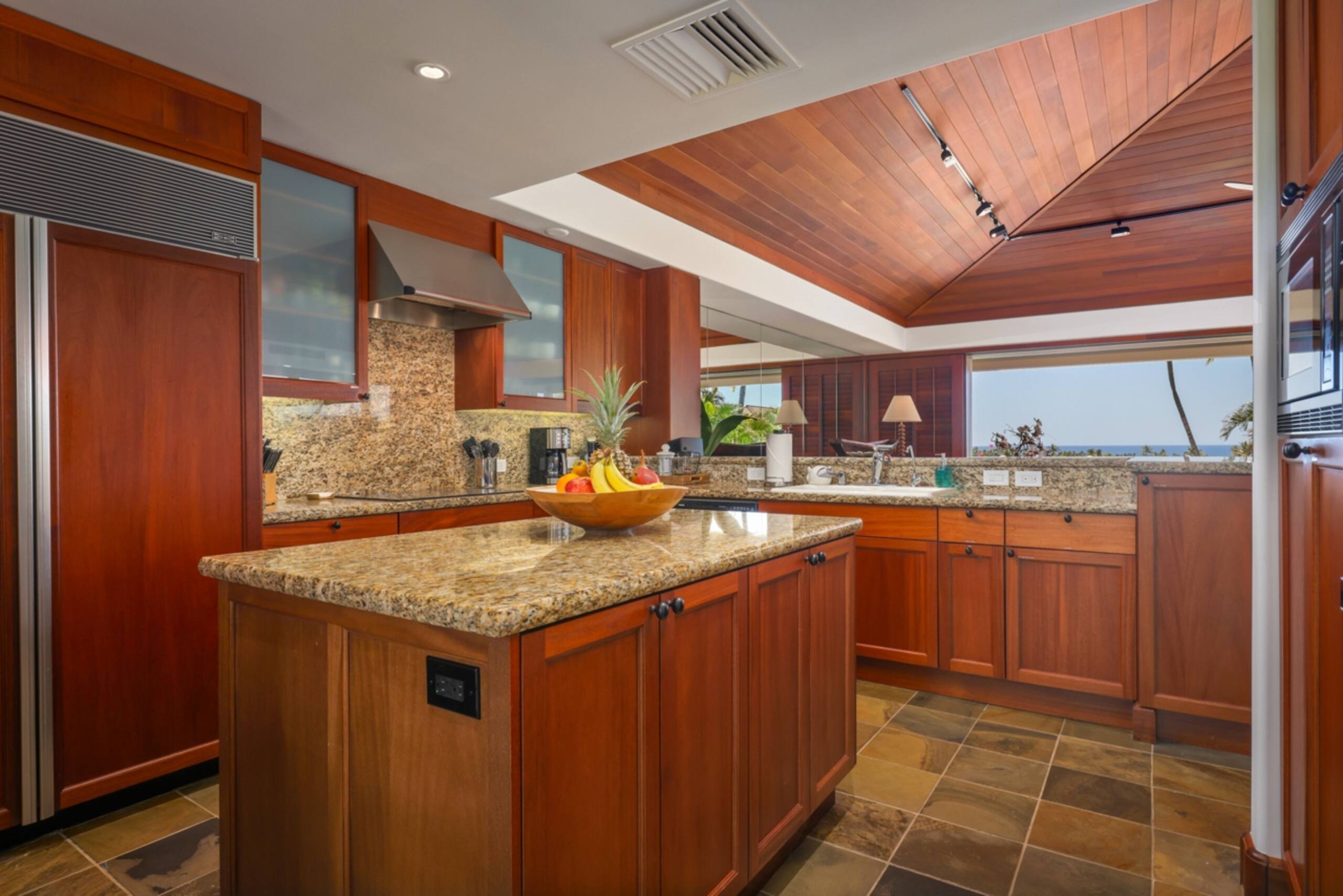 Villa in Kailua-Kona · ★5.0 · 3 bedrooms · 3 beds · 3 baths - Image 3