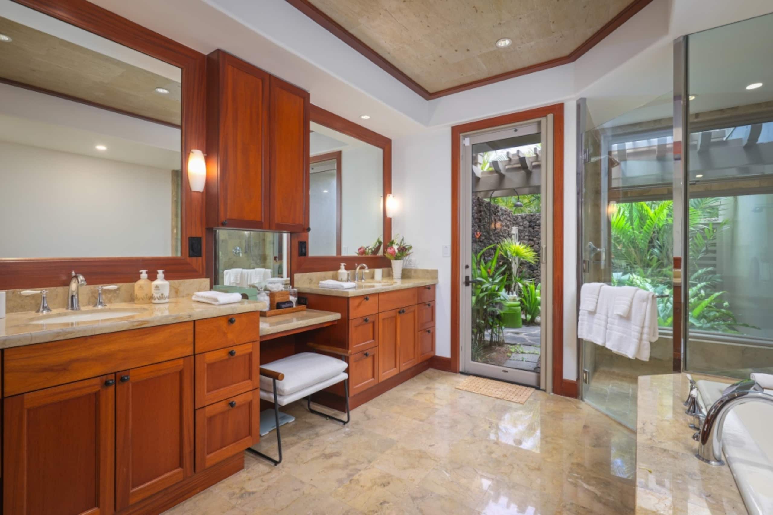 Villa in Kailua-Kona · ★5.0 · 3 bedrooms · 3 beds · 3 baths - Image 40