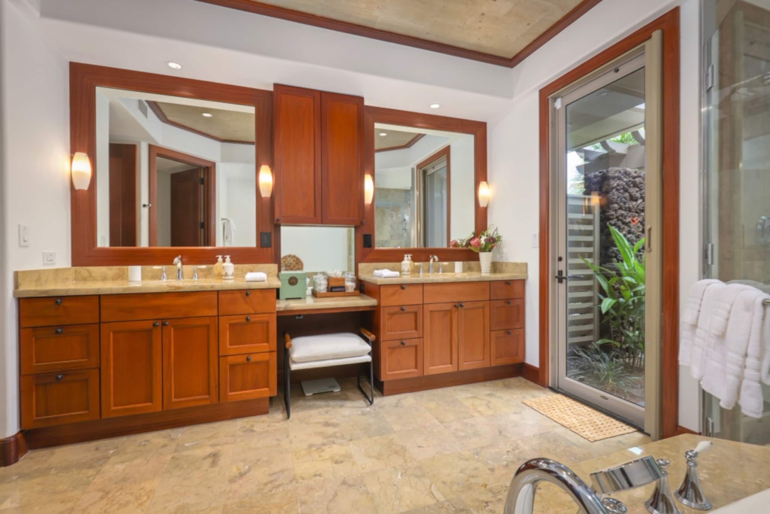 Villa in Kailua-Kona · ★5.0 · 3 bedrooms · 3 beds · 3 baths - Image 41