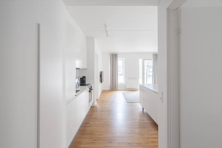 Fantastic 3-BR apartment w/ french balconies – 149 gallery image 3