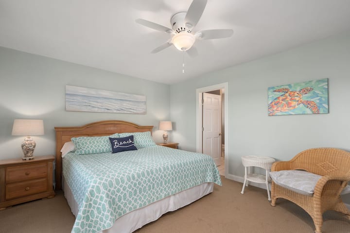 MS22: Sandpiper's Retreat | Bedroom 3- King, Private Bath Deck Access
