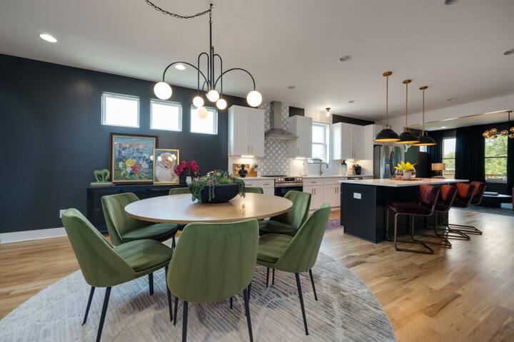 The Nation’s Finest | Private Rooftop + Patio gallery image 5