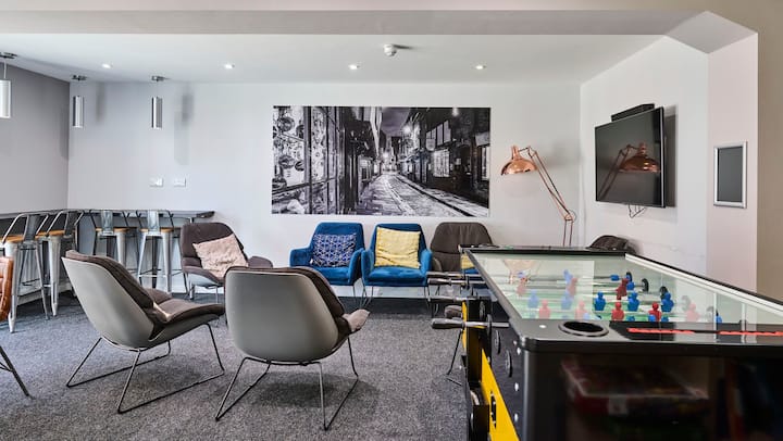 Student Only Studio At The Boulevard - York