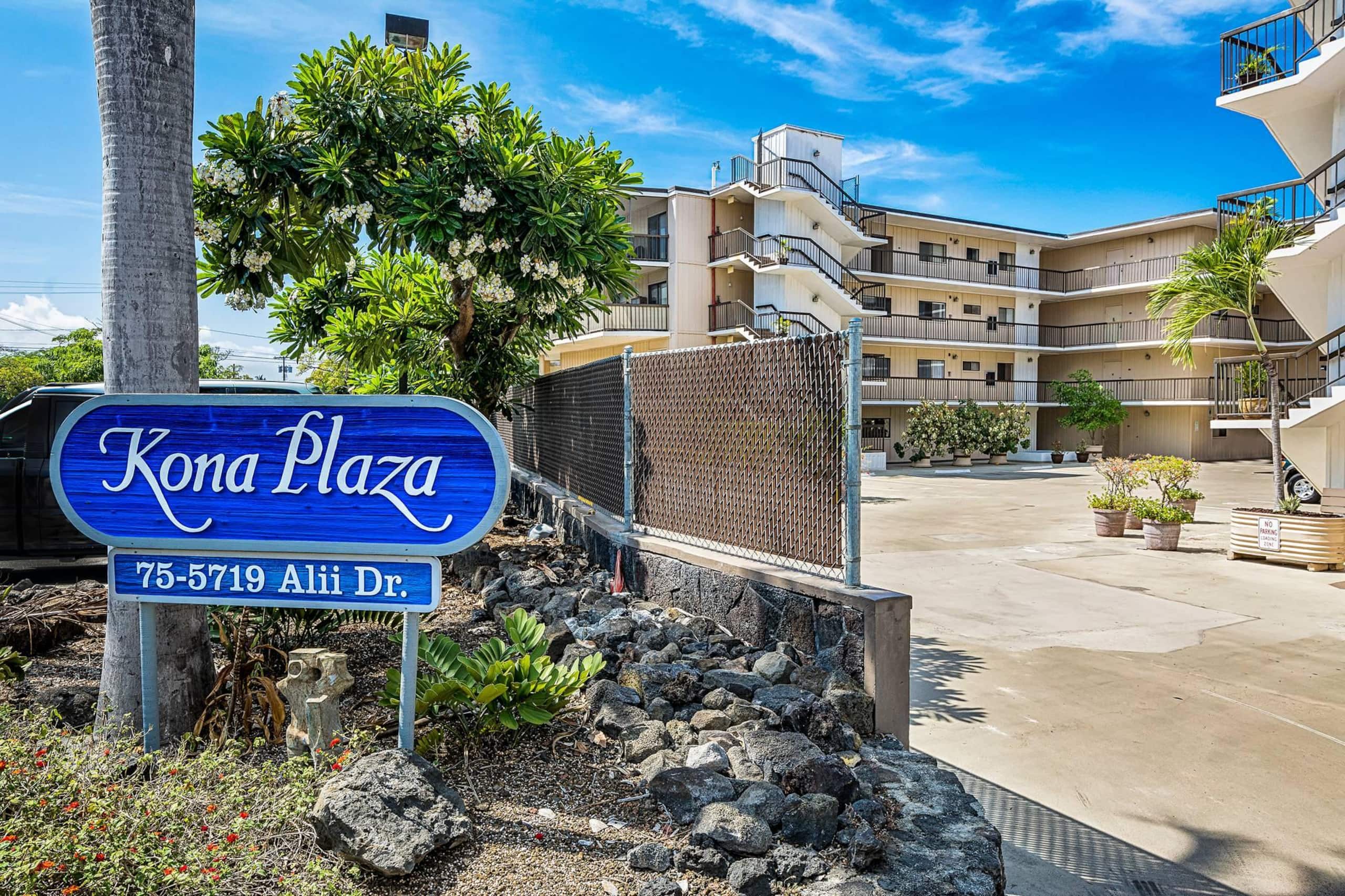 Condo in Kailua-Kona · ★5.0 · 1 bedroom · 2 beds · 1 private bath - Image 22