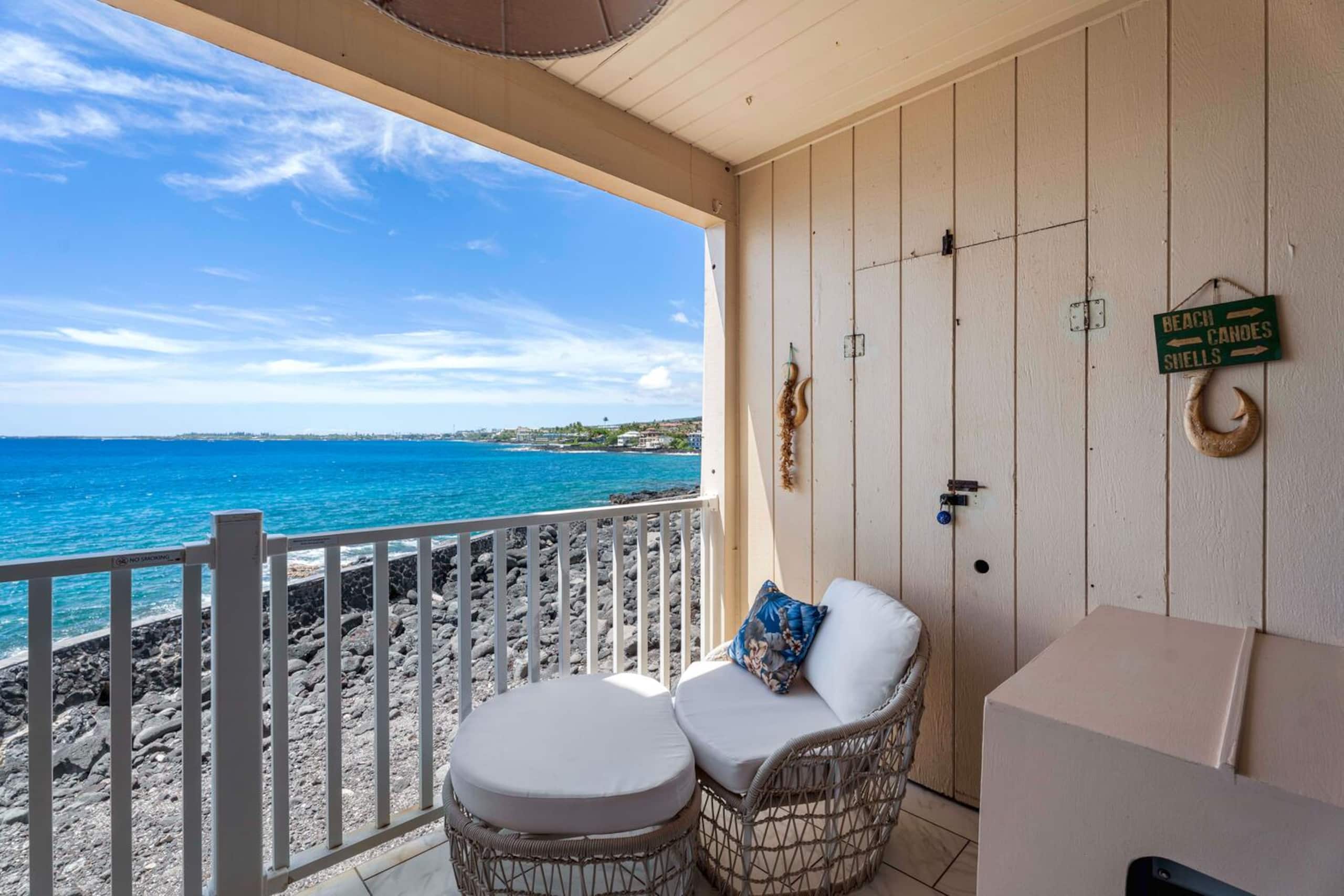 Condo in Kailua-Kona · ★4.35 · 2 bedrooms · 3 beds · 2 baths - Image 27