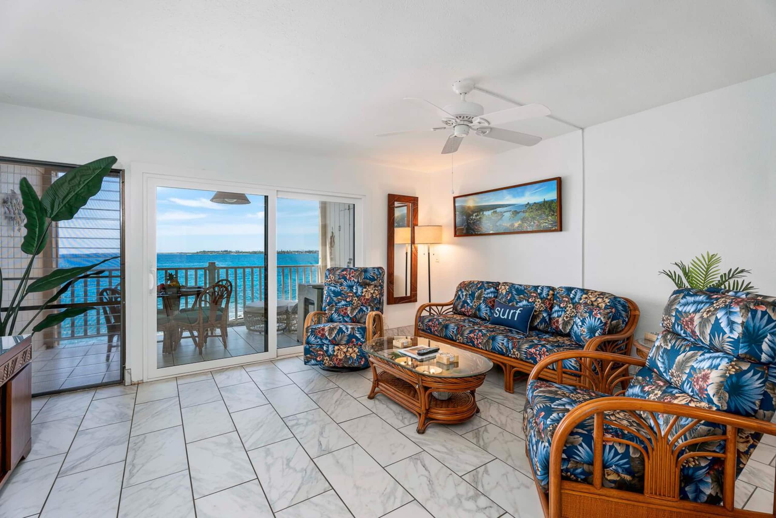 Condo in Kailua-Kona · ★4.35 · 2 bedrooms · 3 beds · 2 baths - Image 8