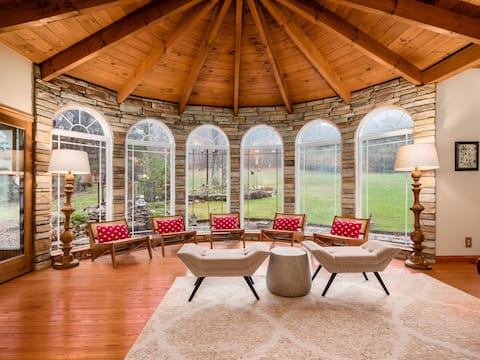 Castle On The Hill | Hocking Hills