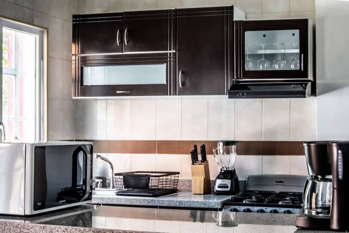 MR. W | 4BR Roma Quaints Apartments gallery image 4