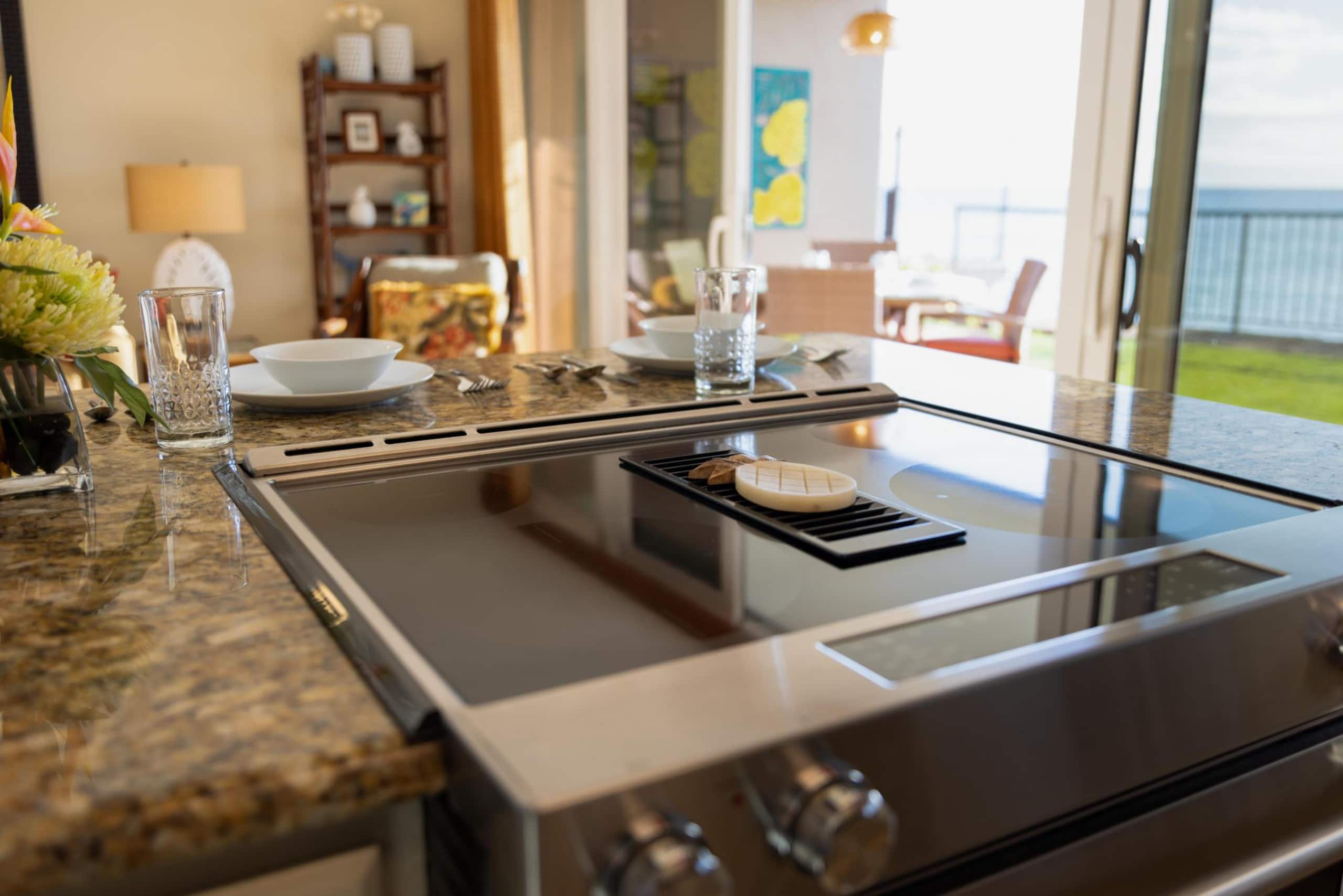 Home in Lahaina · ★4.83 · 2 bedrooms · 4 beds · 2 private baths - Image 17
