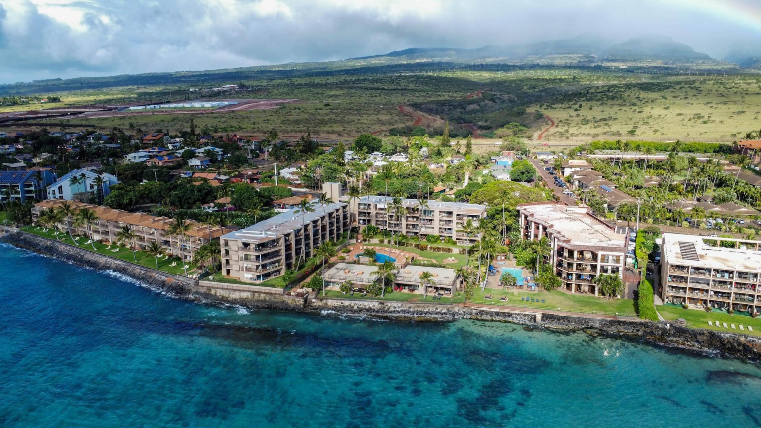Home in Lahaina · ★4.83 · 2 bedrooms · 4 beds · 2 private baths - Image 61