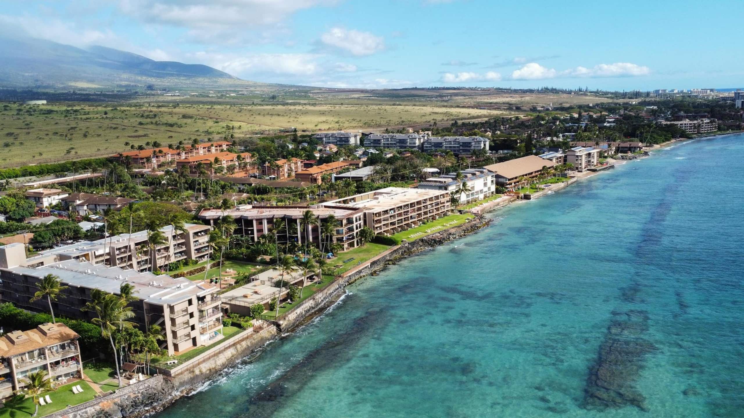 Home in Lahaina · ★4.83 · 2 bedrooms · 4 beds · 2 private baths - Image 60