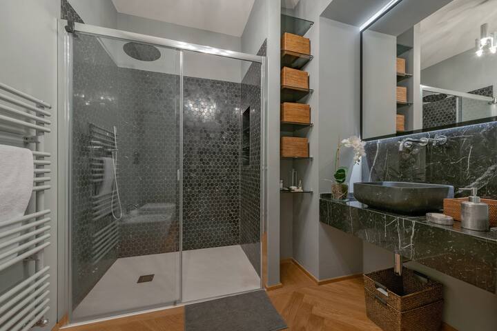 Repubblica Exclusive with Balcony gallery image 4