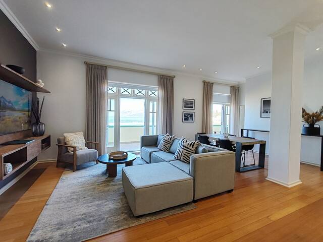 Muizenberg Beach Penthouse with Balcony & Views gallery image 5