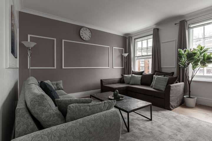 Amazing 3 Beds and 3 Baths in Marble Arch gallery image 3