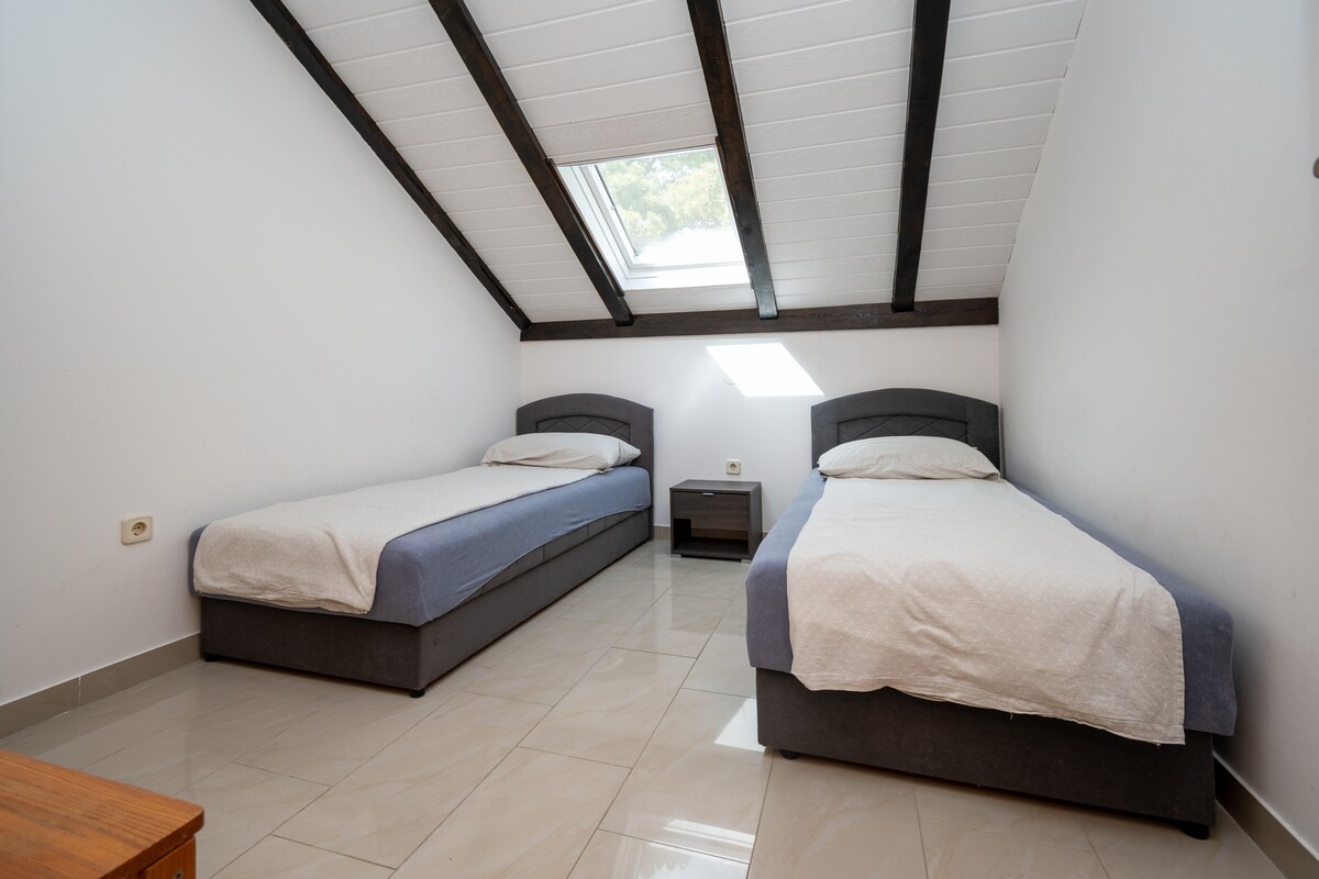 Spálňa 2, Plocha: 10 m²