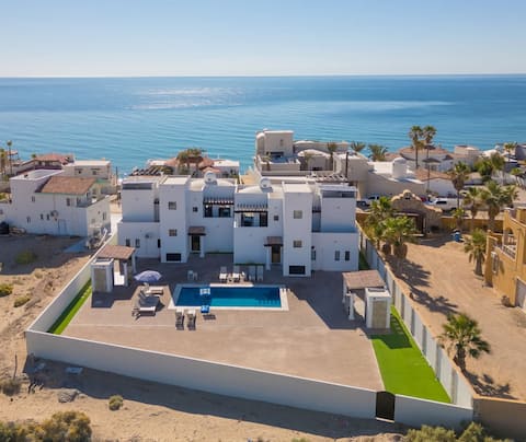 Las Conchas with a Pool and Steps to Beach Access