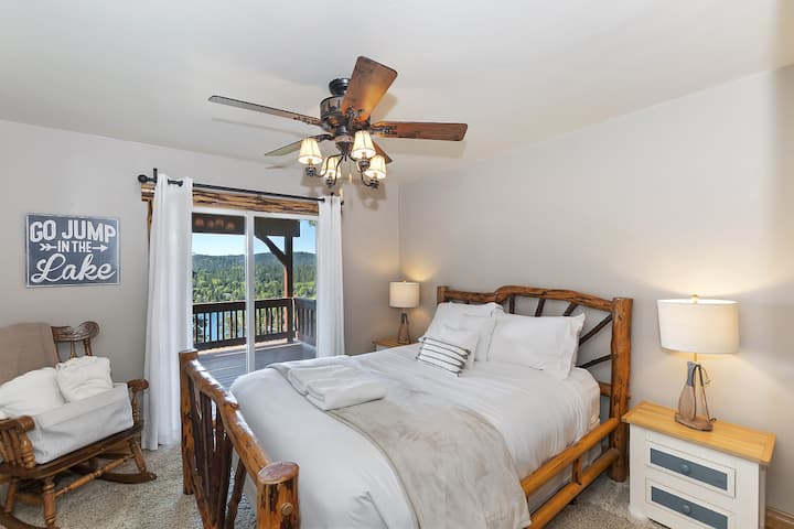 في غرفة النوم الثالثة، ستستمتع بسرير كبير مريح.