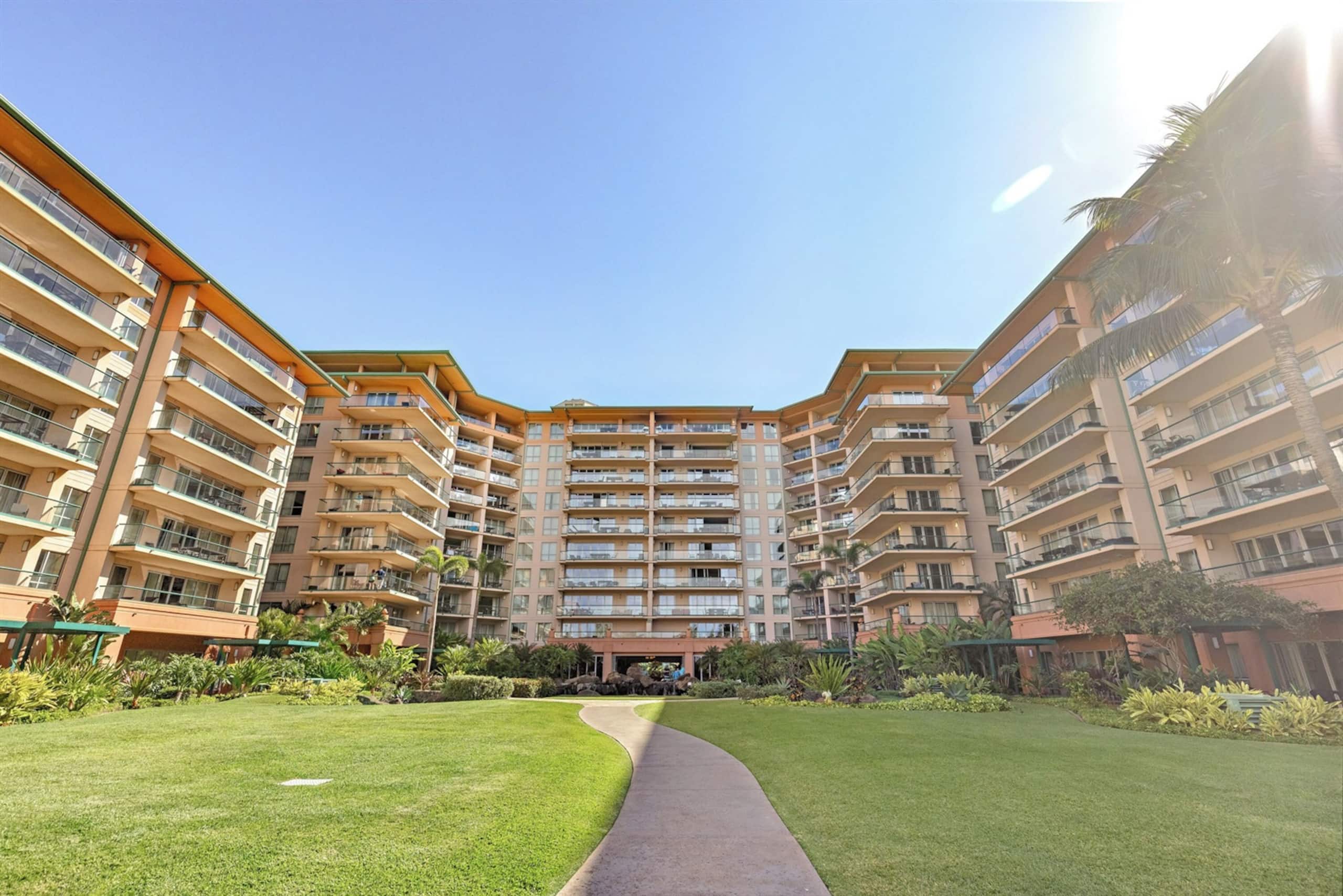 Condo in Lahaina · ★5.0 · 2 bedrooms · 3 beds · 2 baths - Image 103