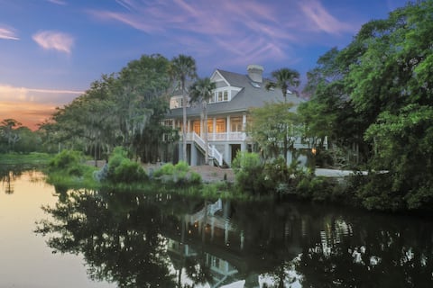Spacious Kiawah 5Bd w/ pvt. pool & close to beach