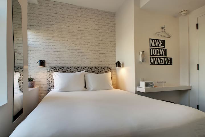 Unit with Queen size bed