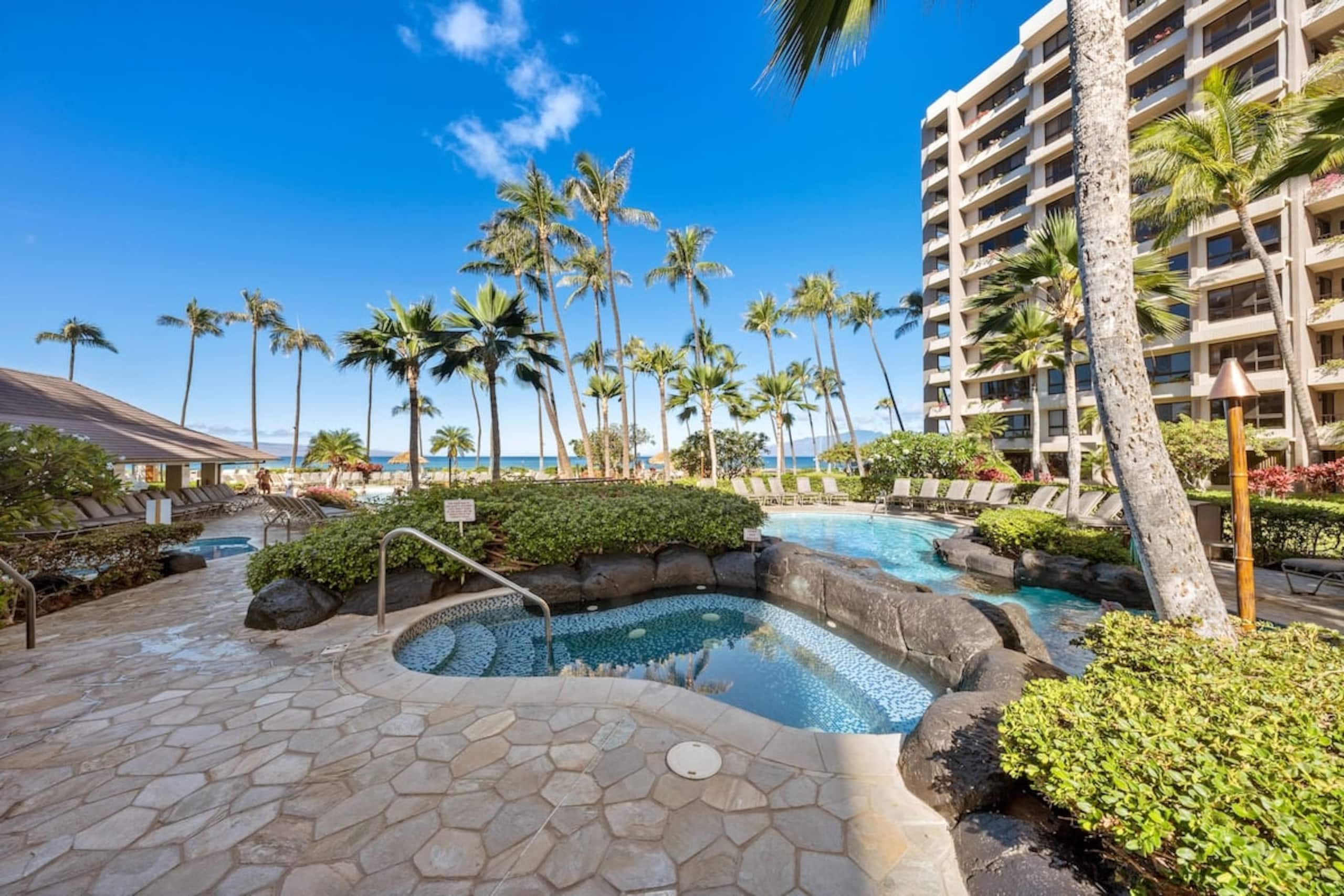 Condo in Lahaina · ★4.68 · 2 bedrooms · 2 beds · 2 baths - Image 44