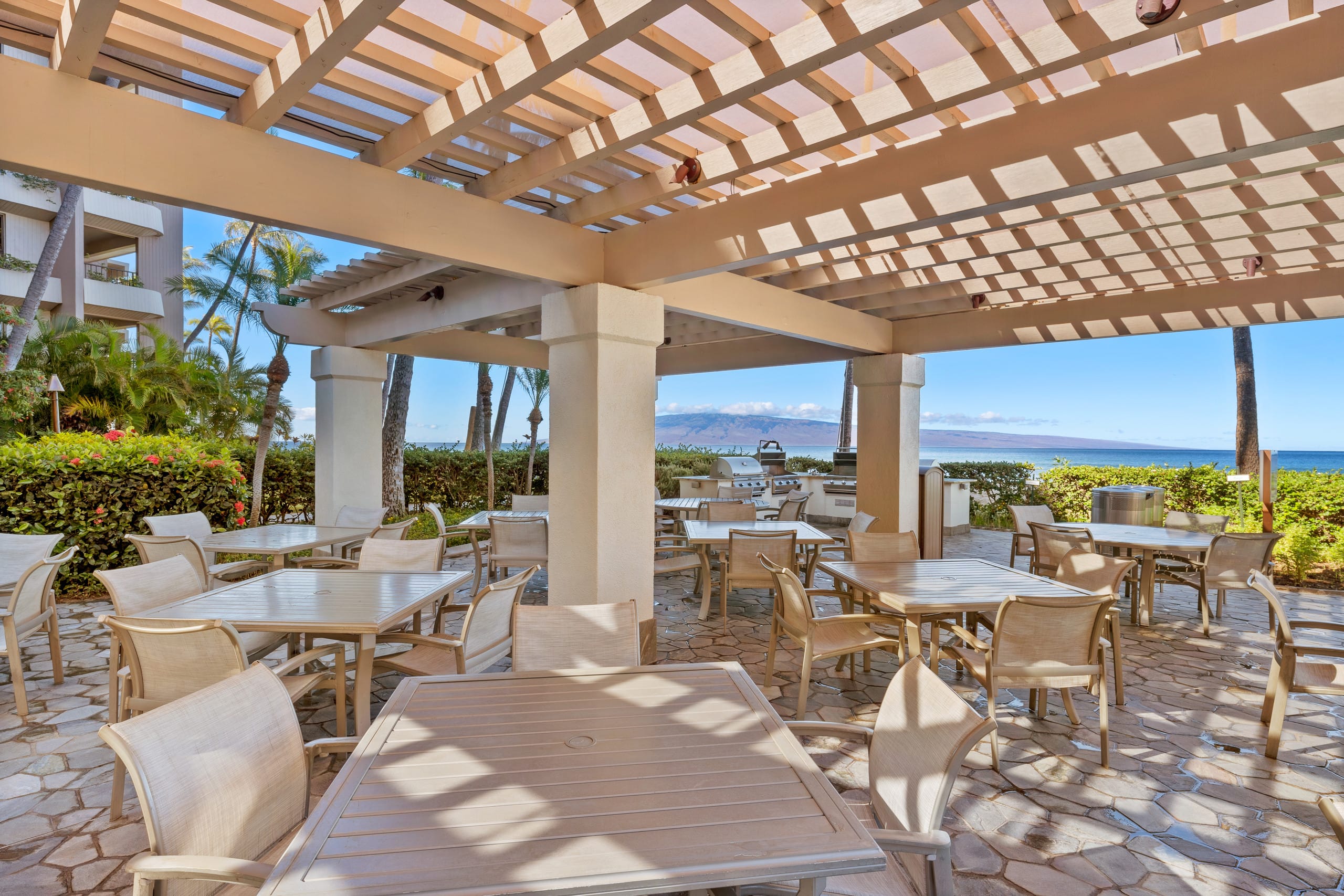 Condo in Lahaina · ★4.68 · 2 bedrooms · 2 beds · 2 baths - Image 26