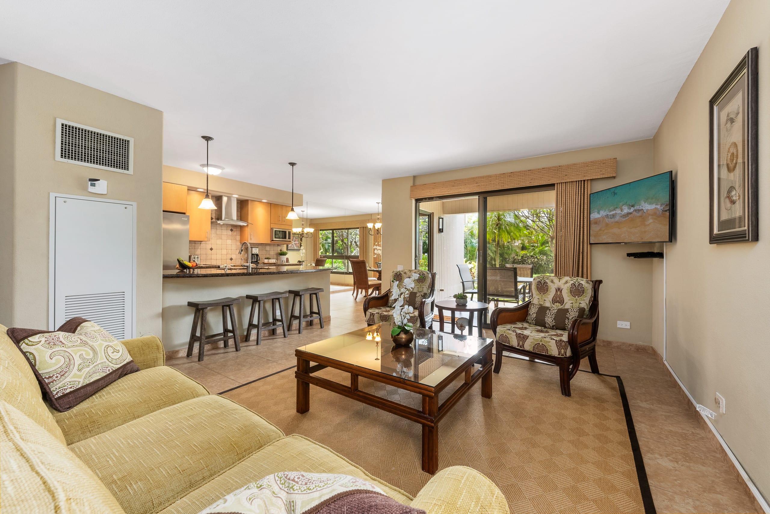 Condo in Lahaina · ★4.68 · 2 bedrooms · 2 beds · 2 baths - Image 47