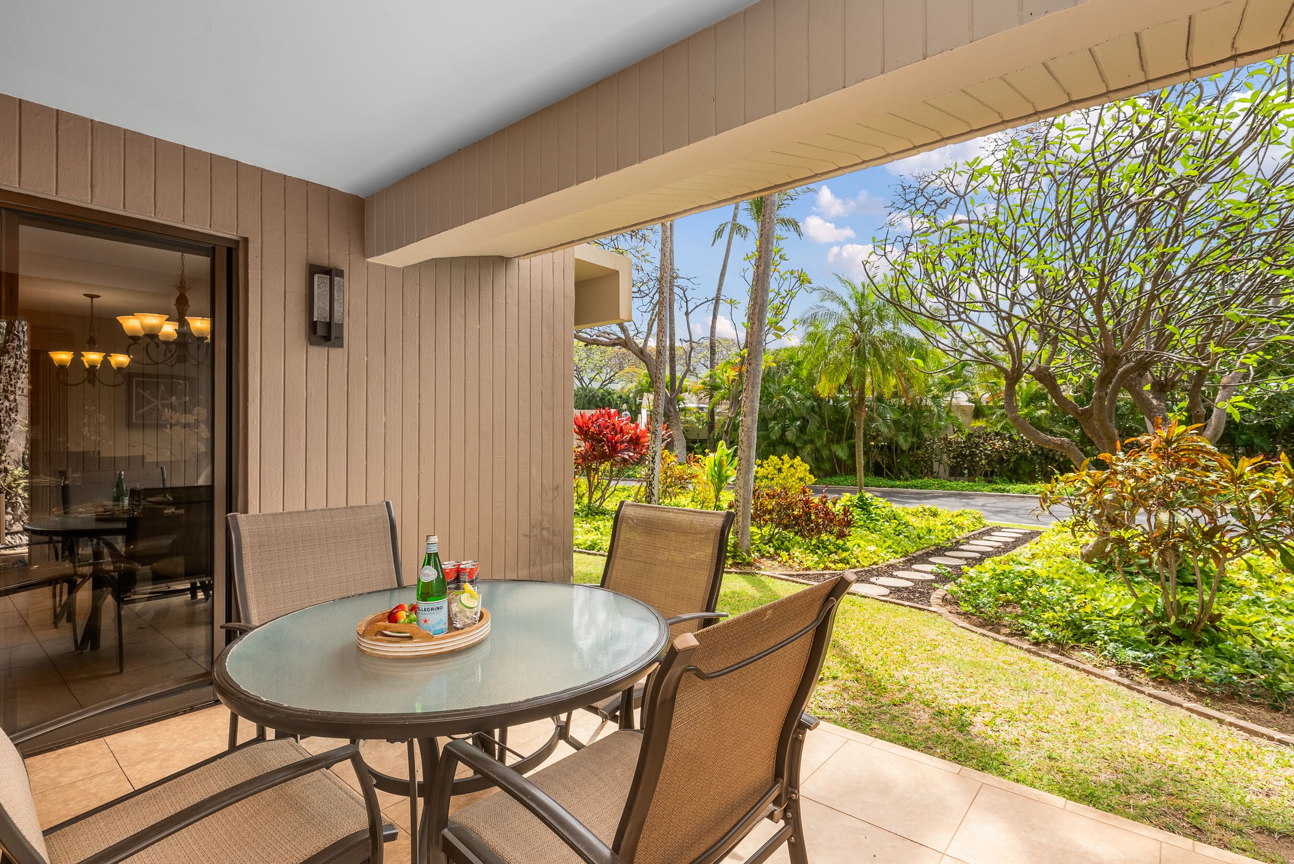 Condo in Lahaina · ★4.68 · 2 bedrooms · 2 beds · 2 baths - Image 30